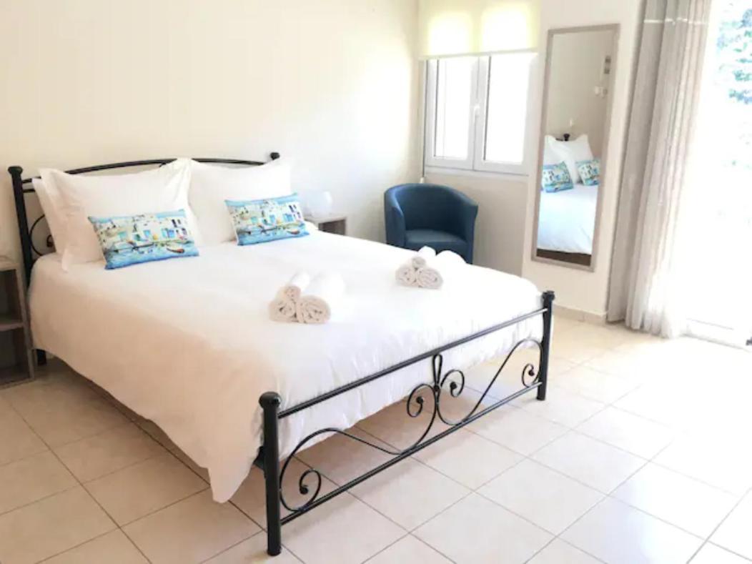 Koumpe Blue Sea View Apartment Rethymno  ภายนอก รูปภาพ