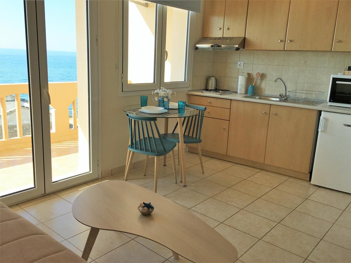 Koumpe Blue Sea View Apartment Rethymno  ภายนอก รูปภาพ